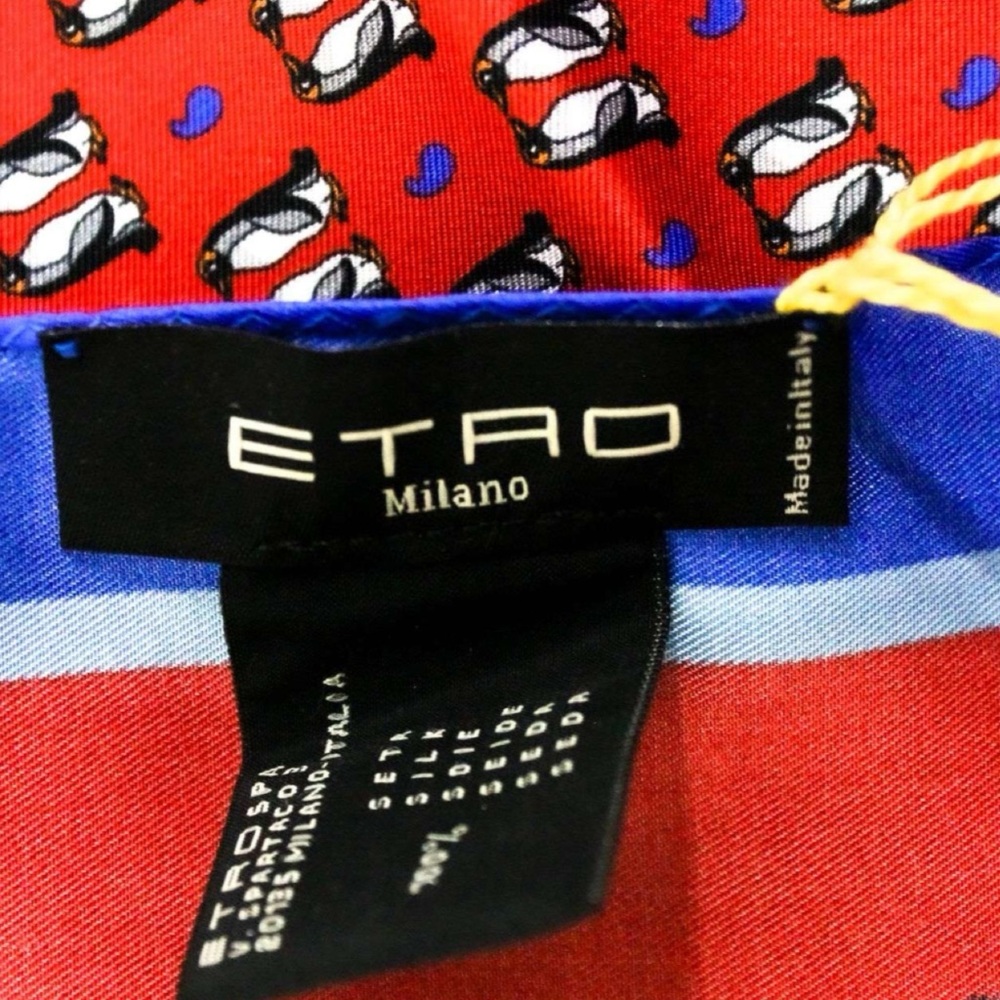 Lost in the 🔥 NIB Etro Milano Silk Scarf/Handkerchief and Tie - Picture 6 of 7
